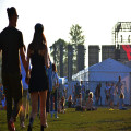 Welke schoenen voorkomen blaren tijdens een festival van drie dagen in de zomer