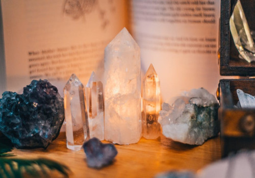 Hoe edelstenen als opaliet of amethist je mentale gezondheid kunnen versterken