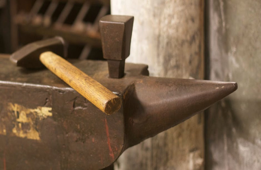 De mensheid kan niet meer zonder gereedschap