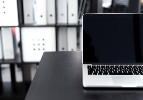 Bureaus en bureaustoelen kiezen voor jouw kantoorruimte? De kunst van ergonomie en stijl